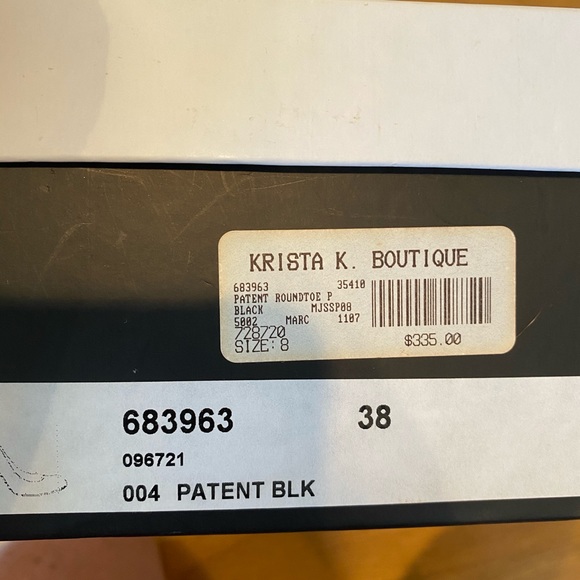 Marc by Marc Jacobs Black Patent pumps sz 38 - Picture 6 of 6